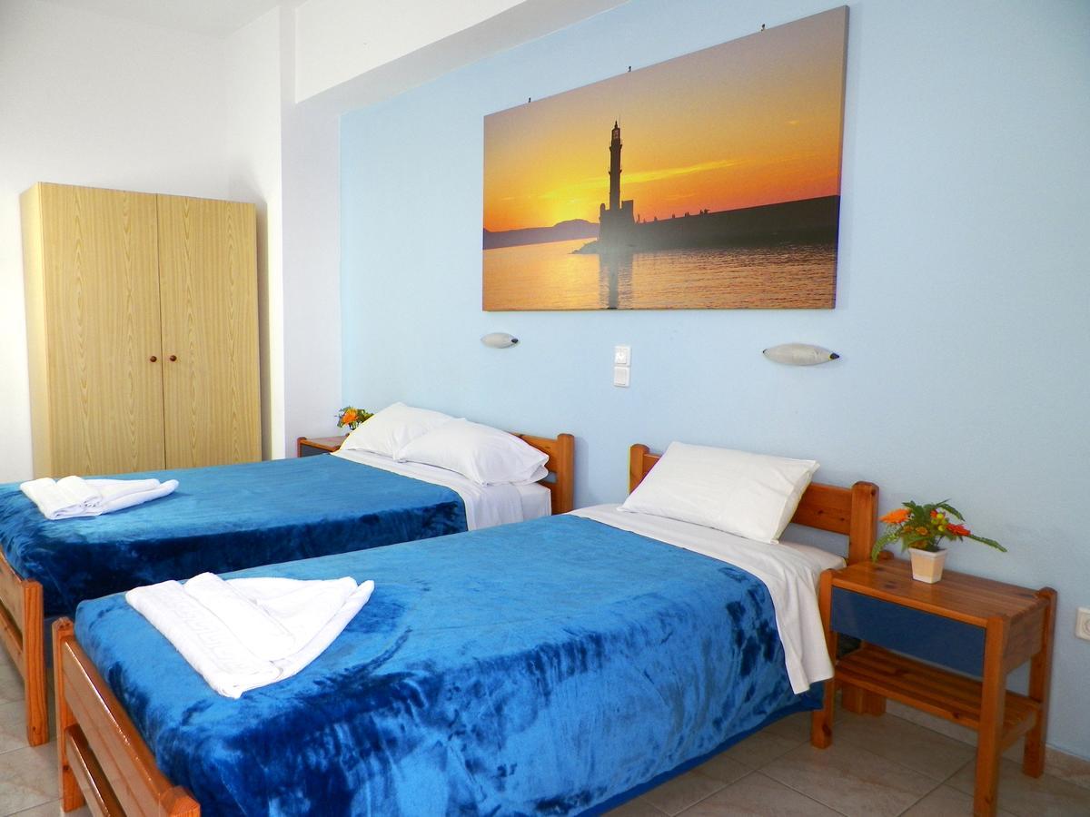 Christi Apartments Kalyves Esterno foto