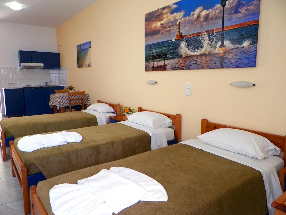 Christi Apartments Kalyves Esterno foto