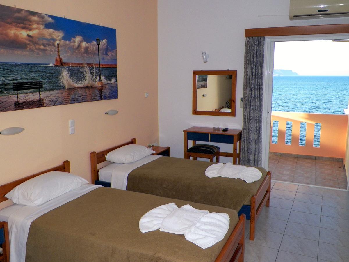 Christi Apartments Kalyves Esterno foto