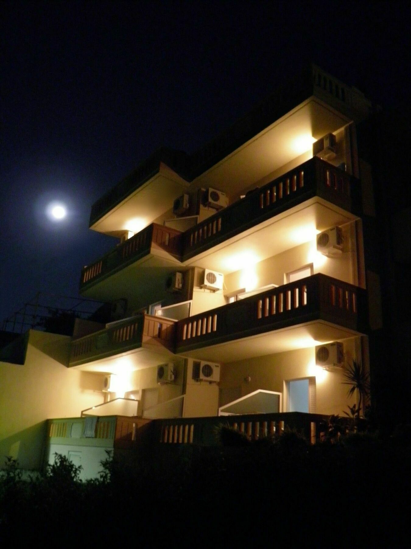 Christi Apartments Kalyves Esterno foto